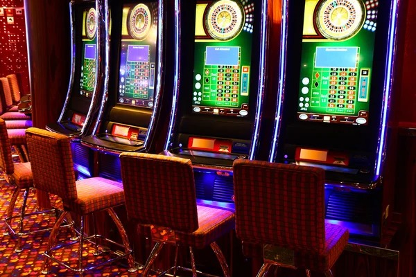 The Dog House slot game interface on jonitigel platform